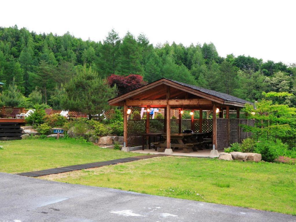 Pyeongchang Greenhill Pension Exterior photo